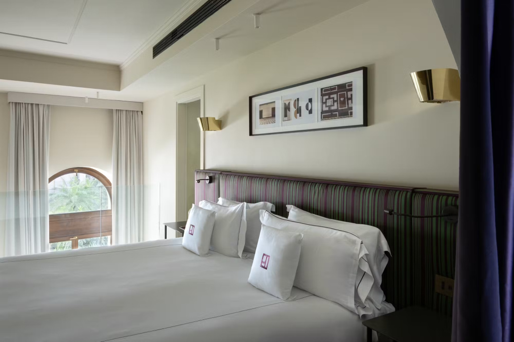 Grand Double Junior Suite (full double bed)