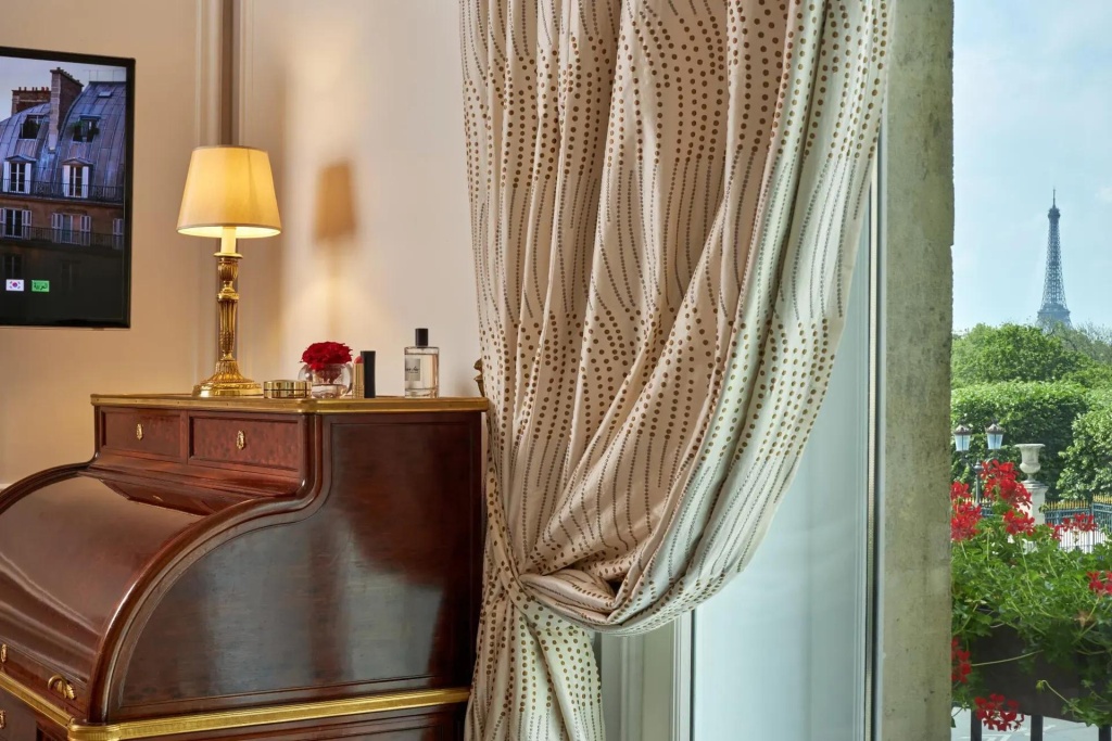 Hotel Regina Louvre 110