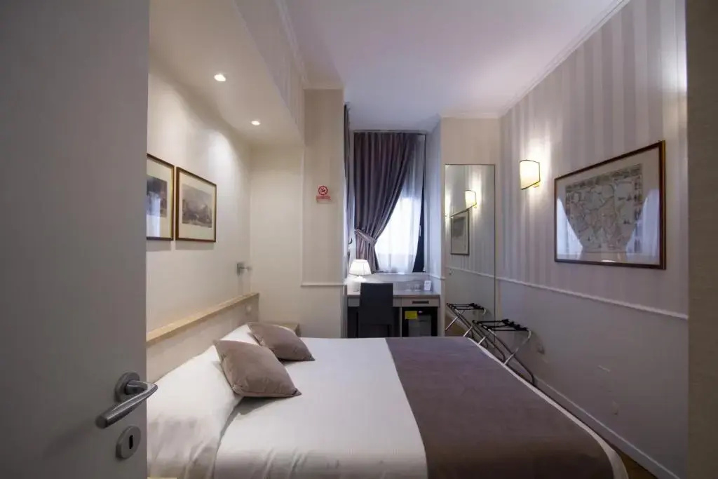 Hotel Flora - Chambres