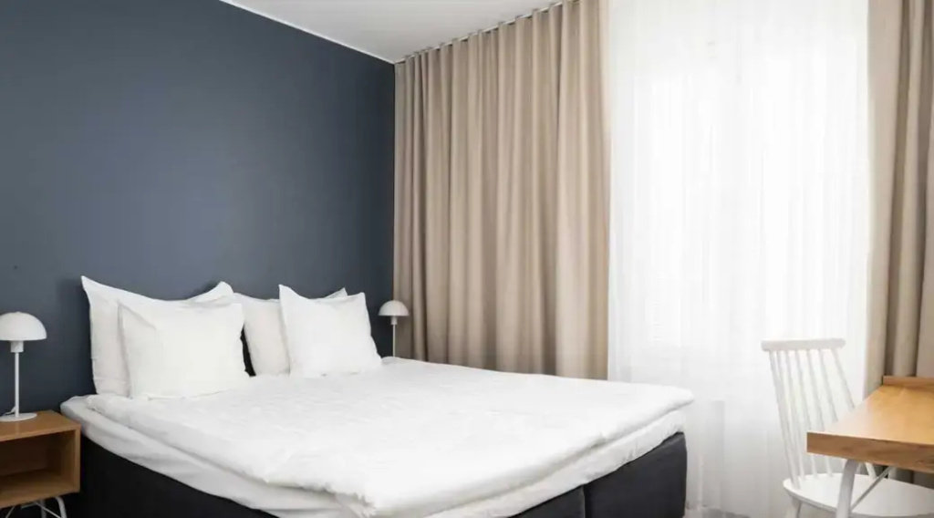 3 Bedrooms Apartment