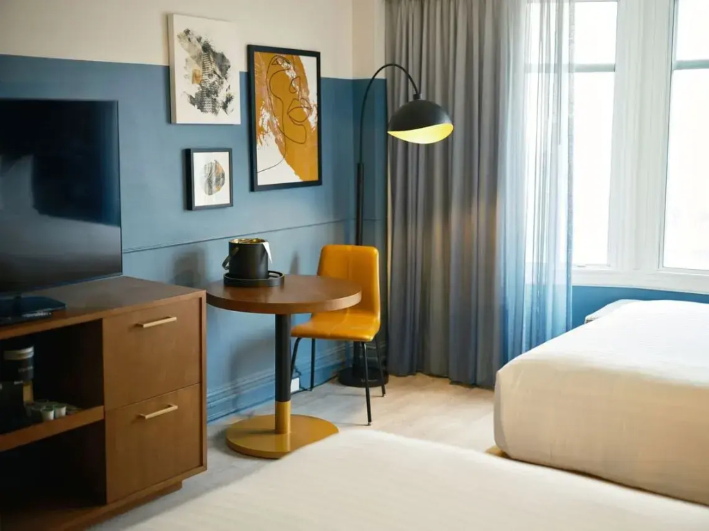Superior room