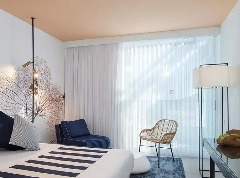 Double Junior Suite (full double bed)
