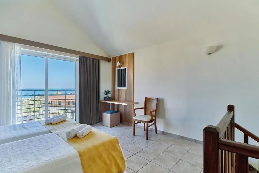 Double Maisonette (twin beds)