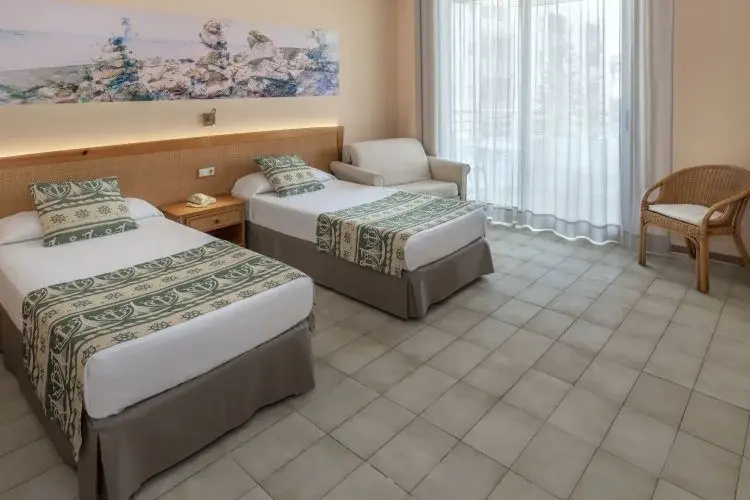 Hotel GHT Oasis Tossa & Spa - Chambres
