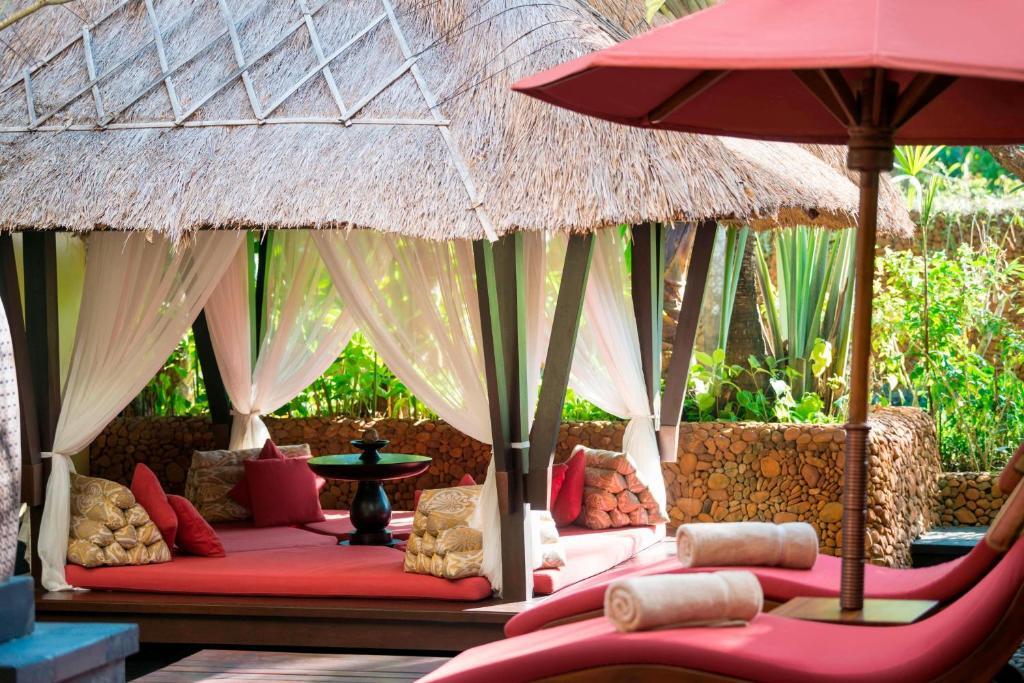 St Regis