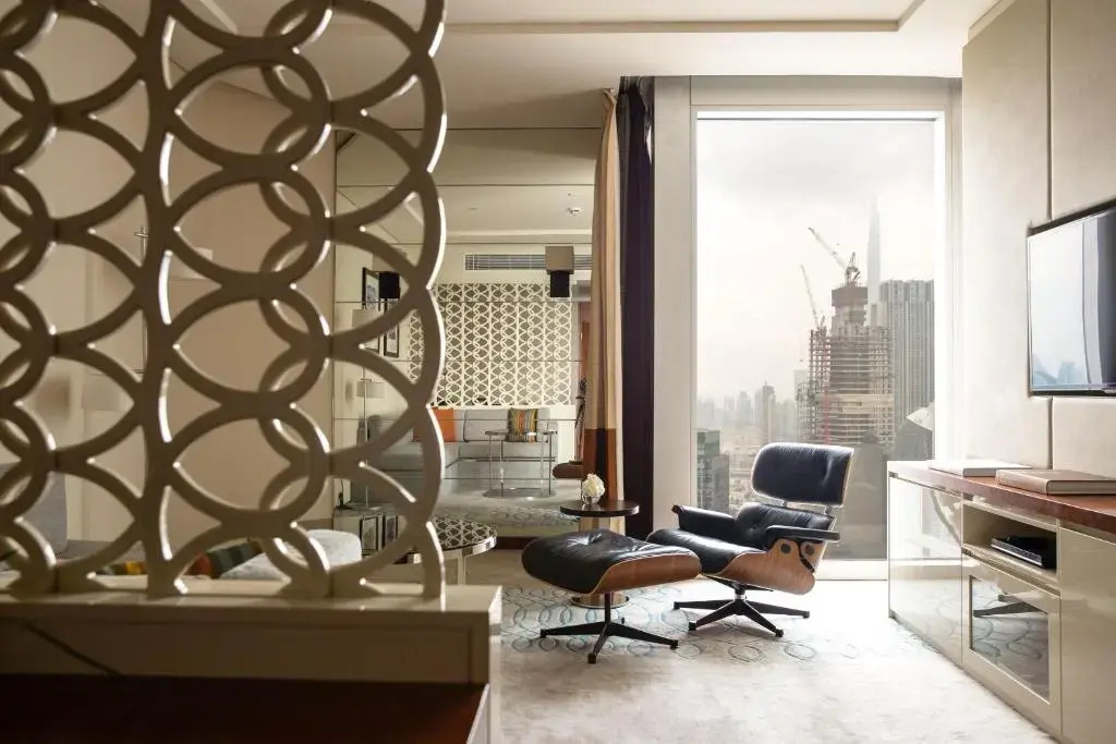Jumeirah Emirates Towers