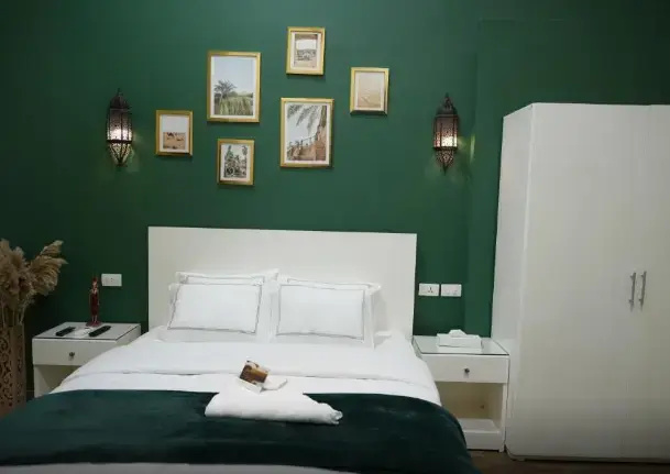 Deluxe Double room (full double bed)