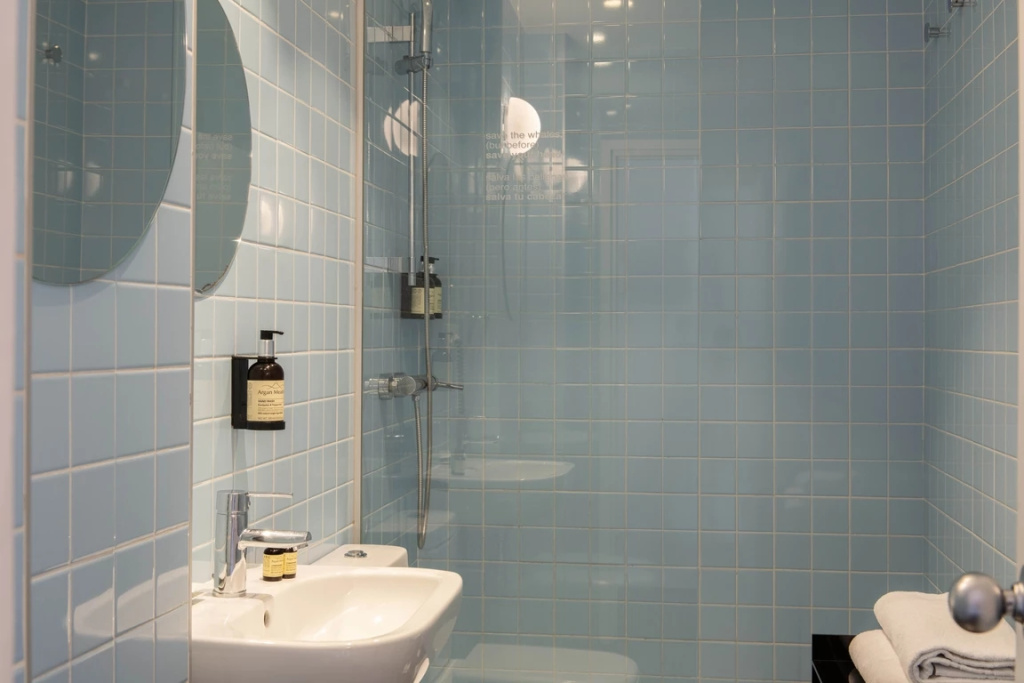 Sixties Ramblas Hotel - Chambres