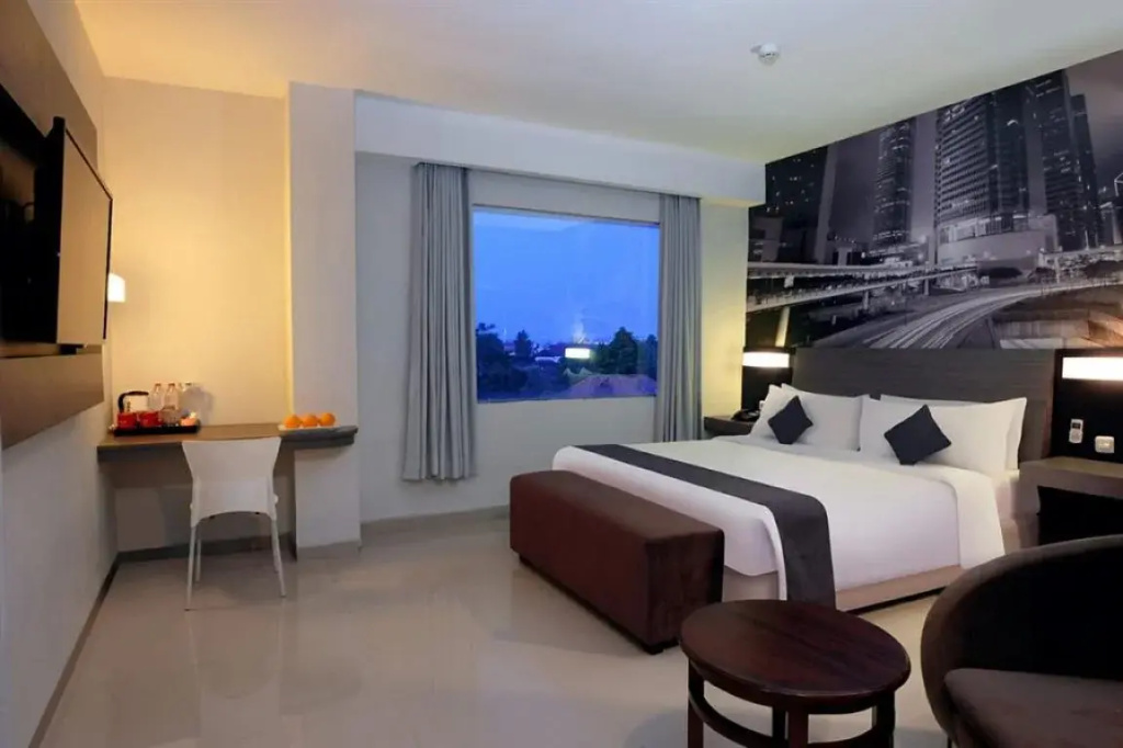 Deluxe Double room (full double bed)