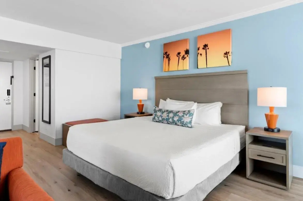 Parlor Deluxe Efficiency oceanfront