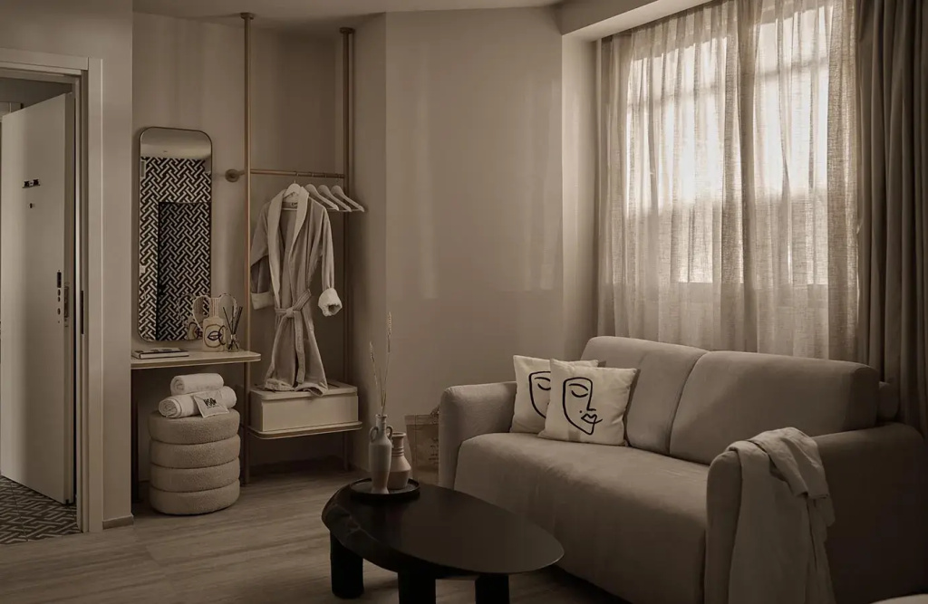 Superior Inner Double room (full double bed)