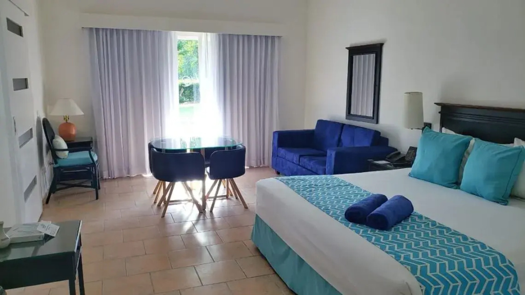 Quadruple Private Studio