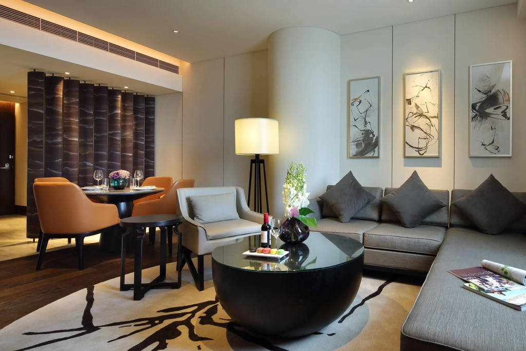 Ambassador Double Suite (full double bed)