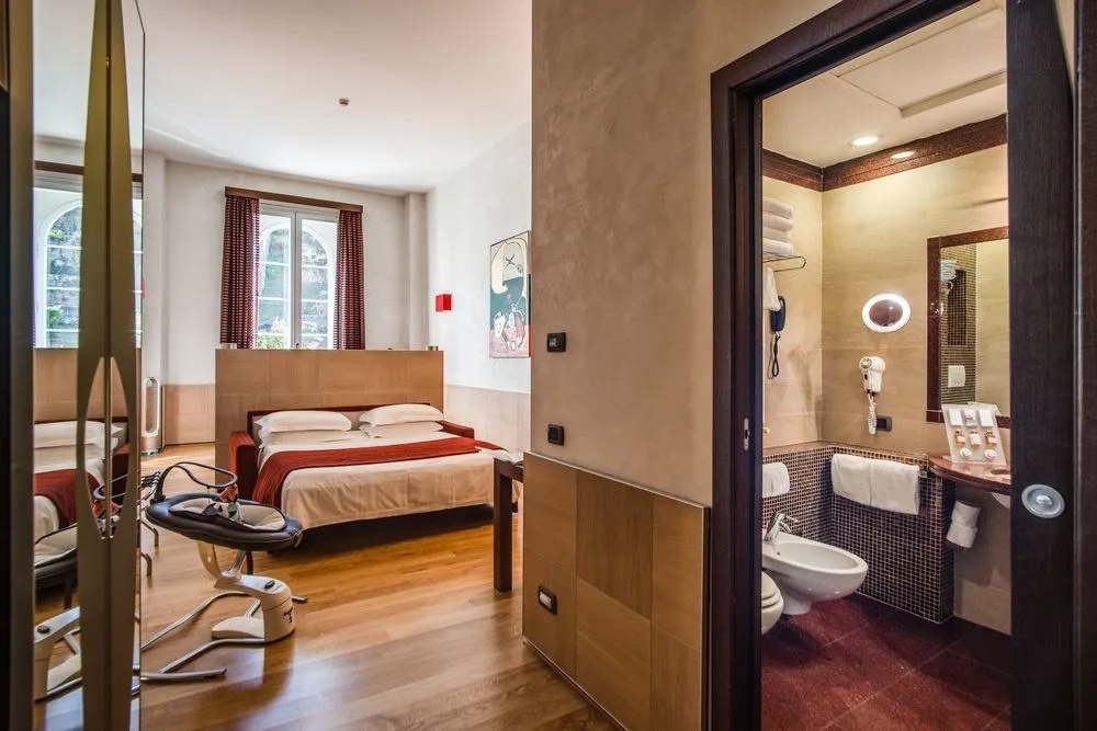 Family Double Junior Suite (full double bed)