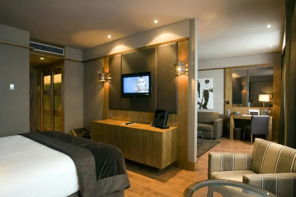 Hotel Val De Neu - Chambres