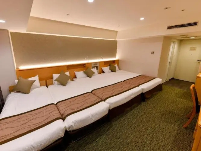 好萊塢四角房間