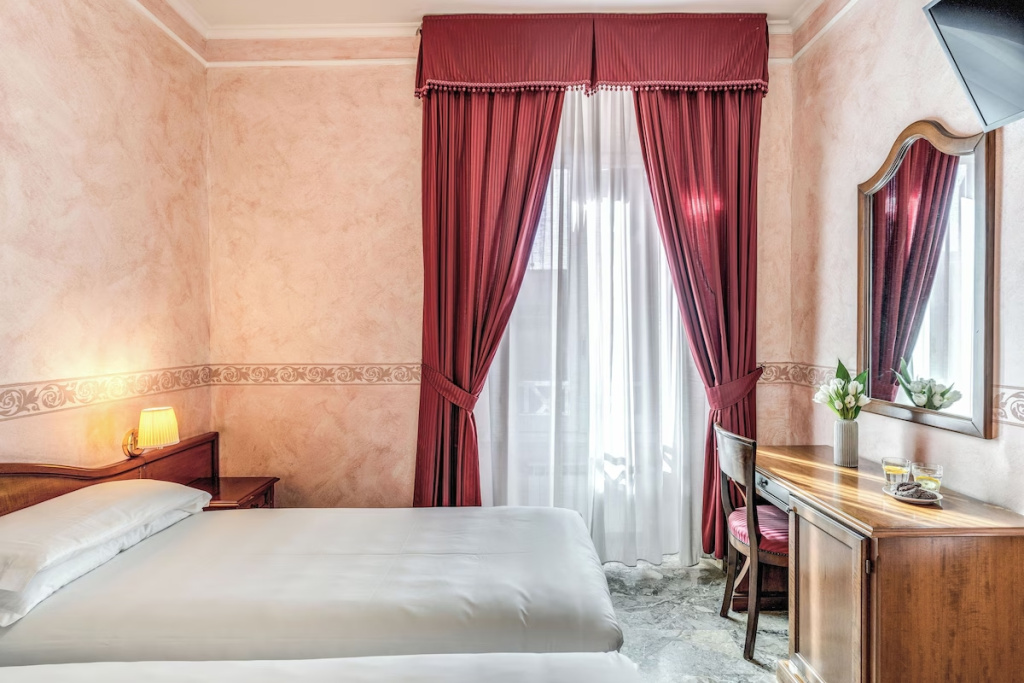 Hotel photo 10