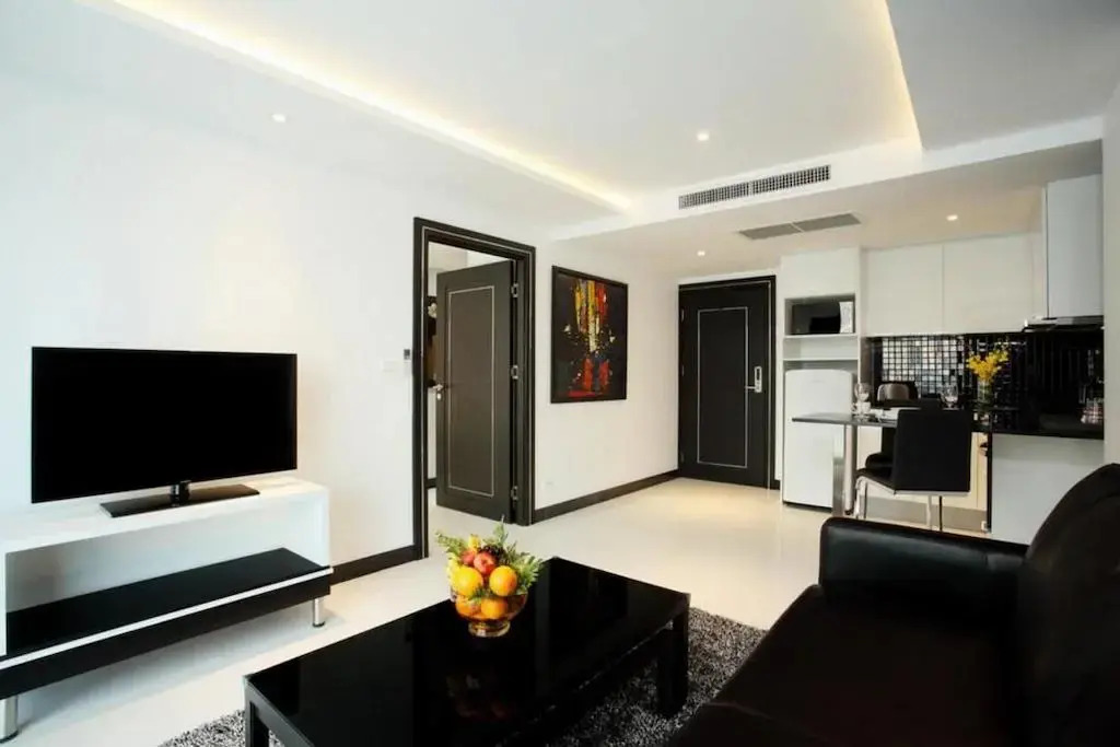Двухместный люкс Deluxe c 1 комнатой двуспальная кровать в Nova Suites Pattaya by Compass Hospitality