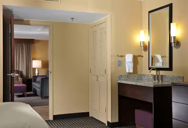 Embassy Suites Hotel Des Moines Downtown - Chambres