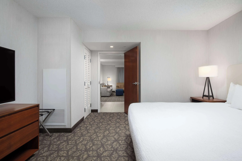 Embassy Suites by Hilton Portland Airport - Chambres