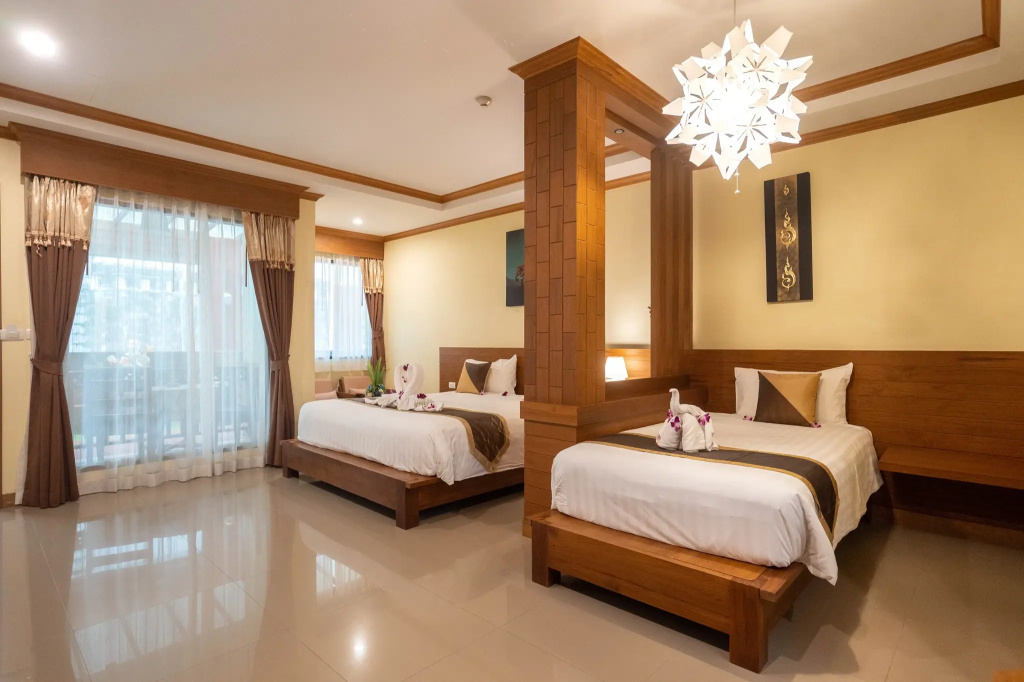 Трёхместный номер Deluxe в Baan Sailom Resort
