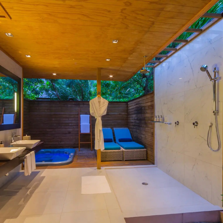 Veligandu Island Resort