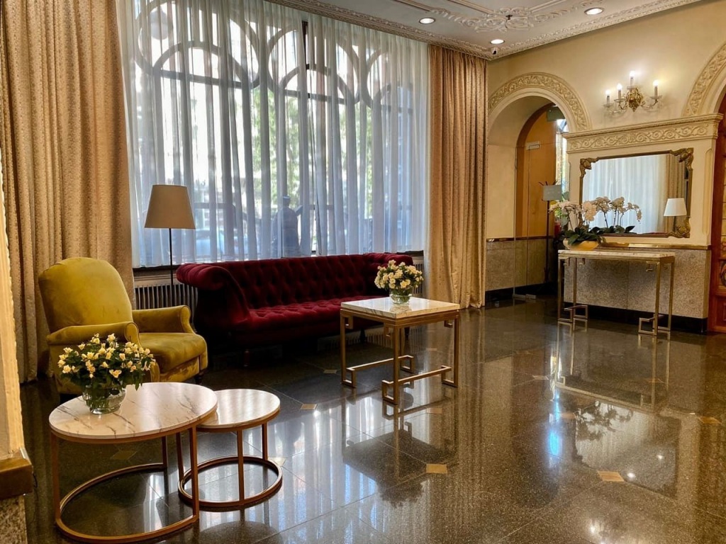 гостиница версаль обнинск. апартаменты версаль. кабинет людовика 14 версальского дворца. ул восстания санкт-петербург отель версаль. отэль пирсаль канварь в турции.