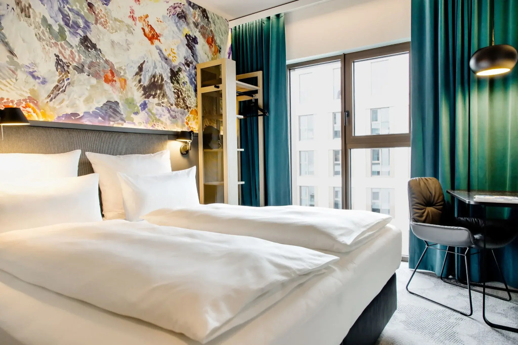 The One Double room (full double bed)
