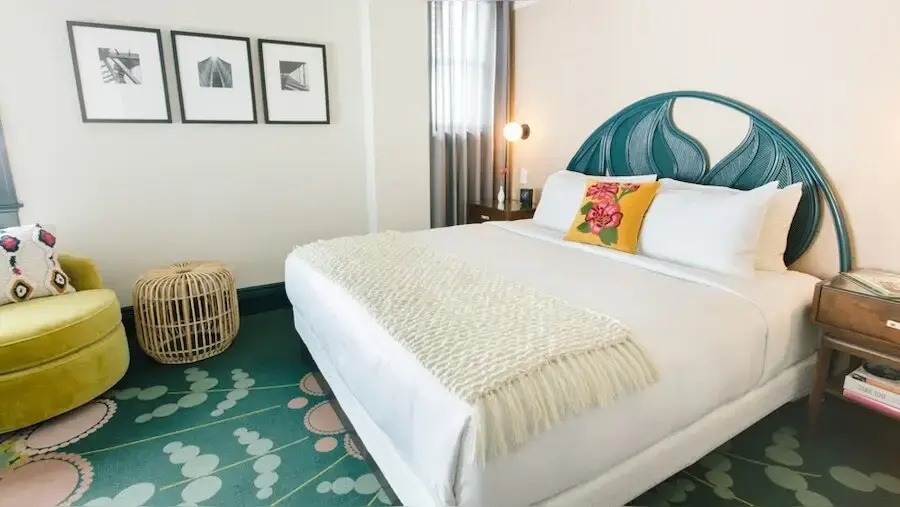 The Flossie Double Suite (full double bed)