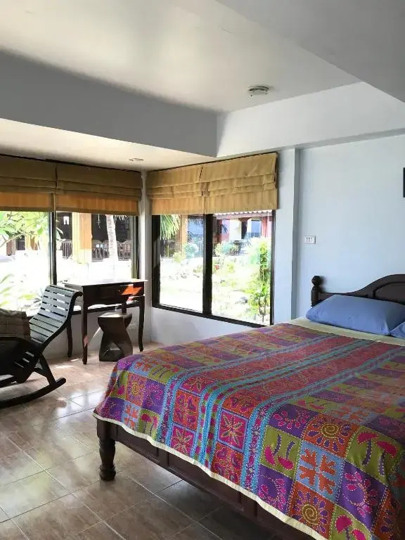 Double Bungalow beachfront (full double bed)