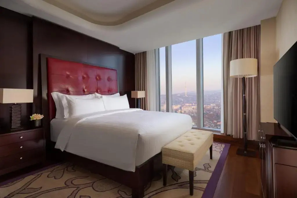 Отель The Ritz-carlton, Almaty — фото