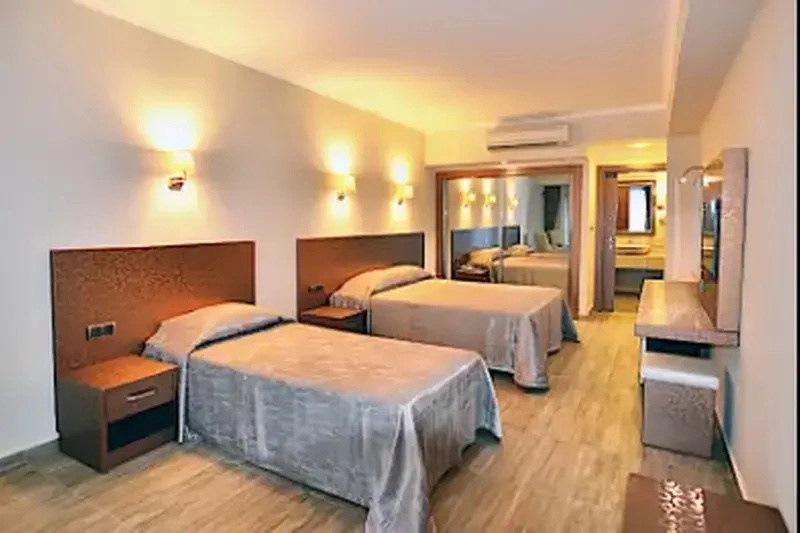 Azka Hotel - Chambres