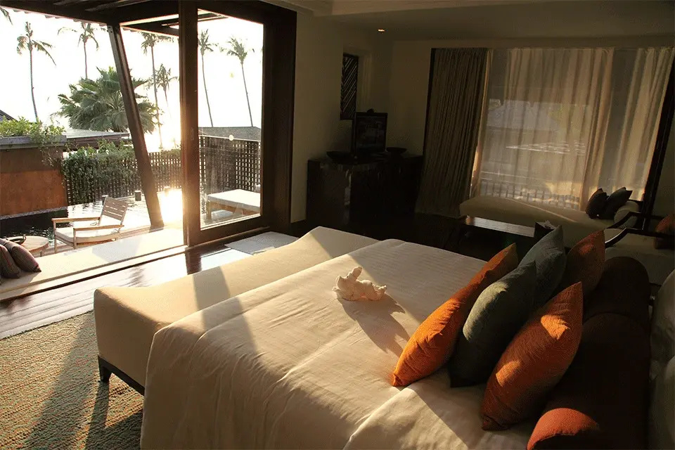 Deluxe Pool Double Suite (full double bed)