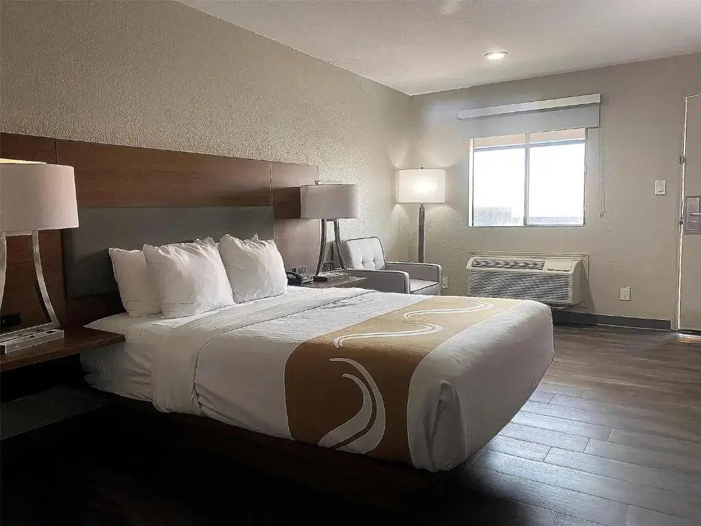 Отель SureStay Plus by Best Western Alamogordo White Sands — фото 6