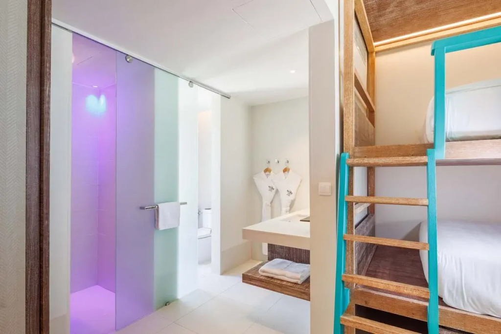 Hard Rock Hotel Maldives