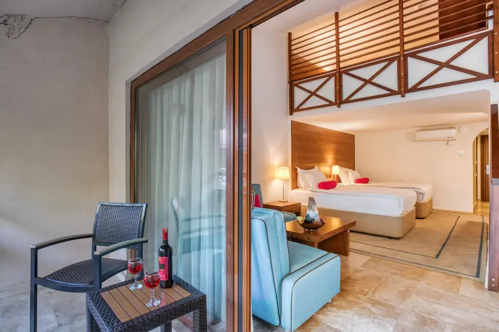 Duplex Quadruple room