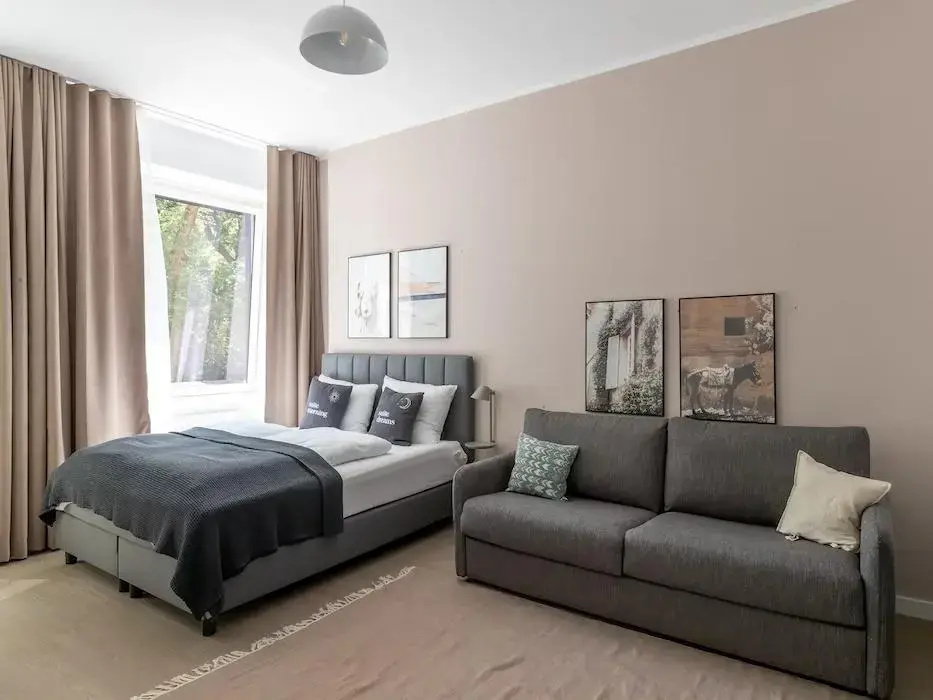 Double With Sofa Bed Suite (full double bed)