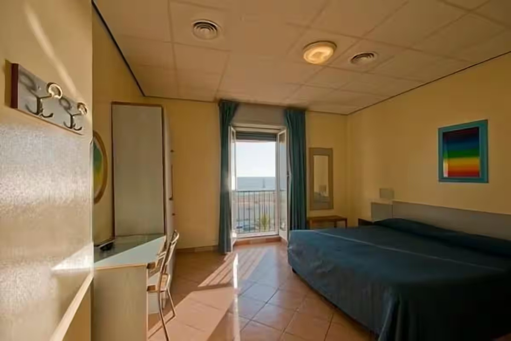Standard Double room with balcony and with sea view (full double bed)