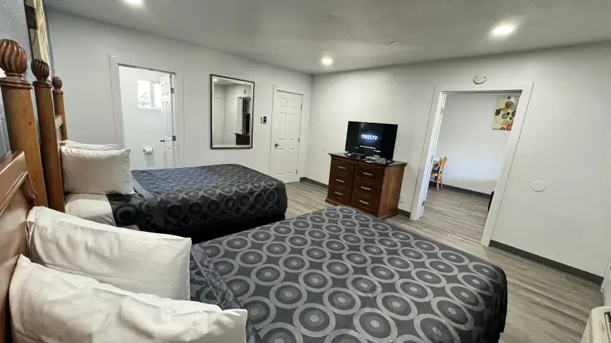 Kitchenette Double room (twin beds)