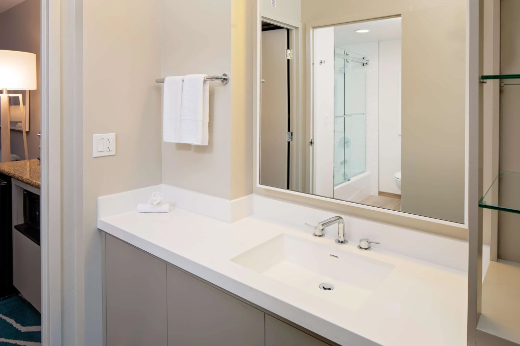 Embassy Suites by Hilton San Diego Bay Downtown - Chambres