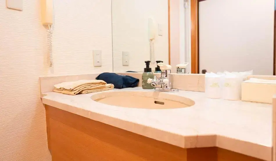 JR Hotel Clement Uwajima - Chambres