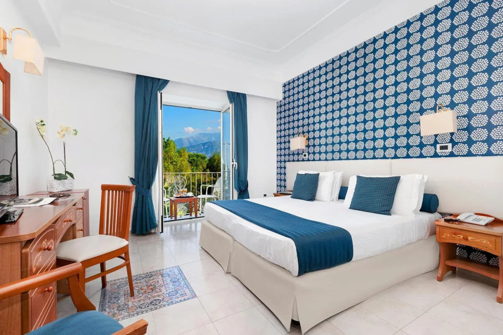 Eucalipto Double room with garden view (full double bed)