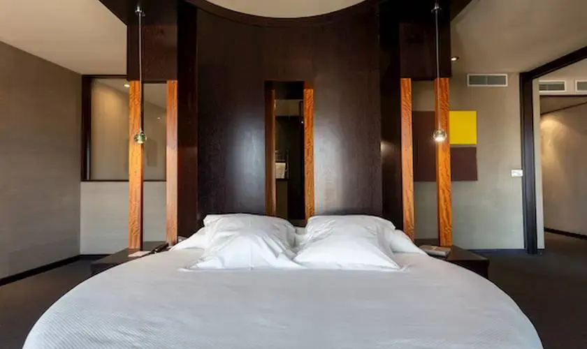 Romance Double Junior Suite (full double bed)