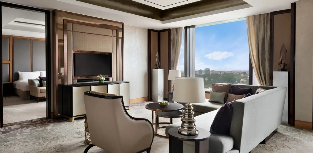 Shangri-La Suite