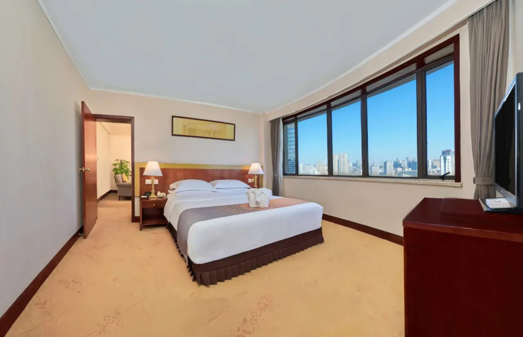 Double Club Suite (full double bed)
