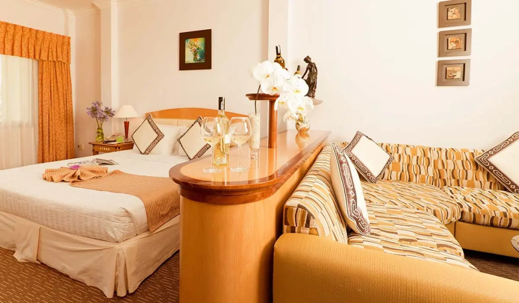 Liberty Hotel Saigon Parkview - Chambres