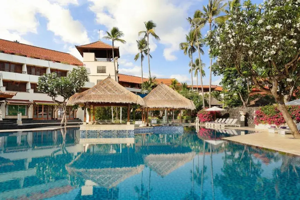 Nusa Dua Beach Hotel and Spa  — фото