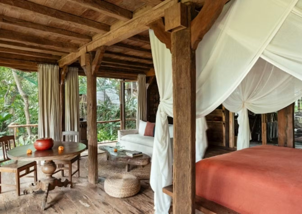 Manggis Teak House