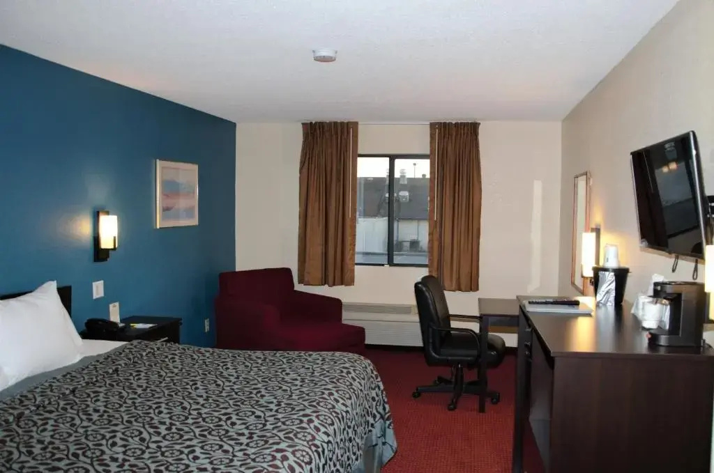 Double room (full double bed)