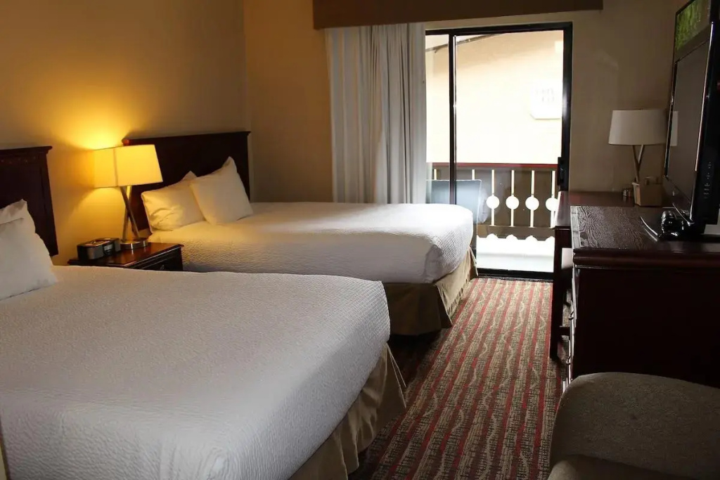 Ramada by Wyndham Campbell River - Chambres